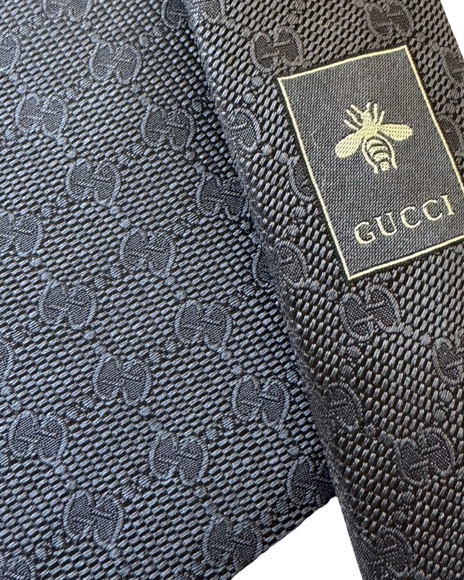 Gucci Tie GG Design Charcoal Gray Red Stripe