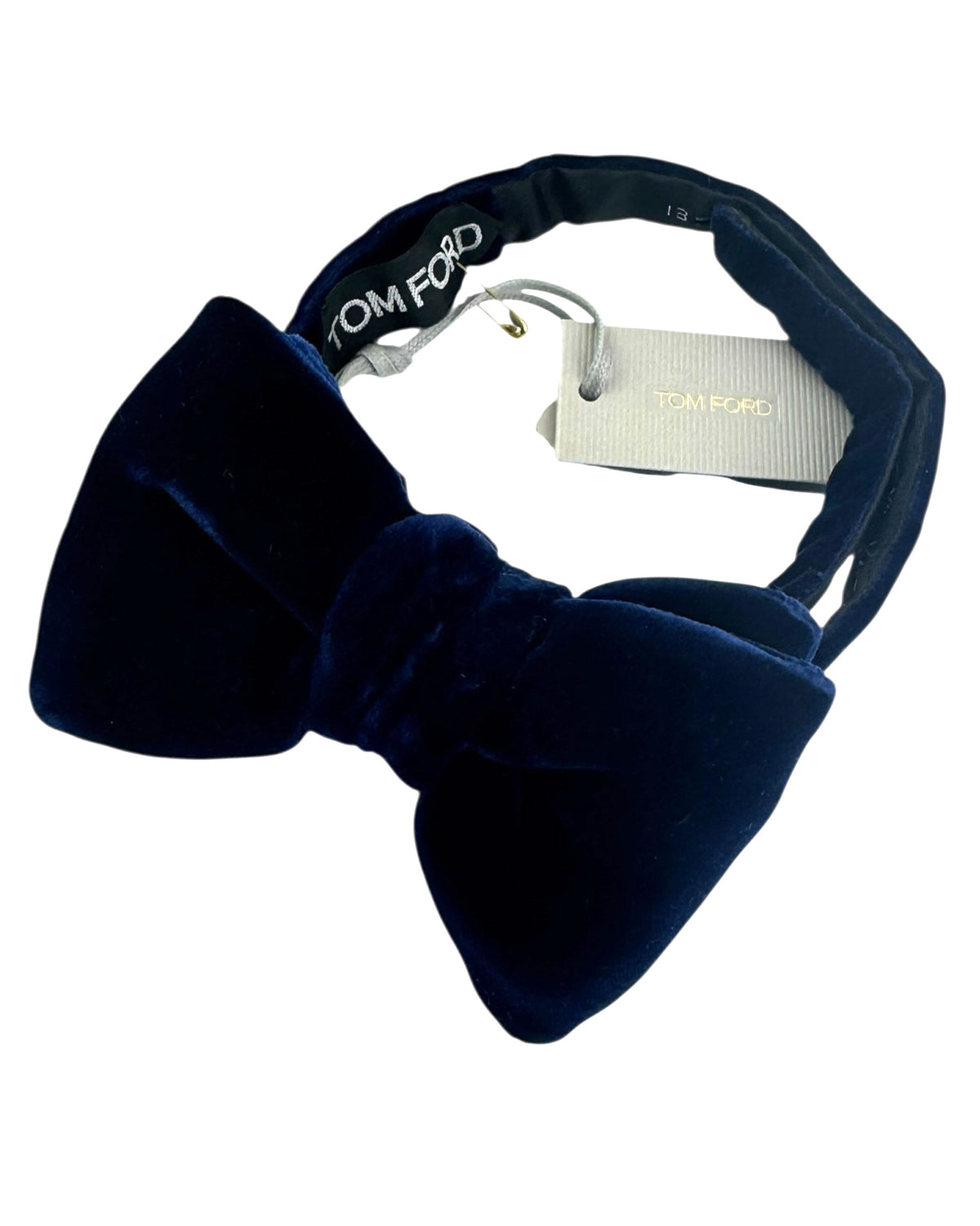 Tom Ford Velvet Bow Tie 
